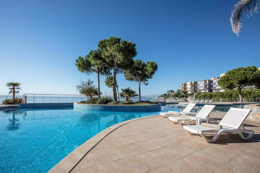 Aria Claros Beach and Spa Resort